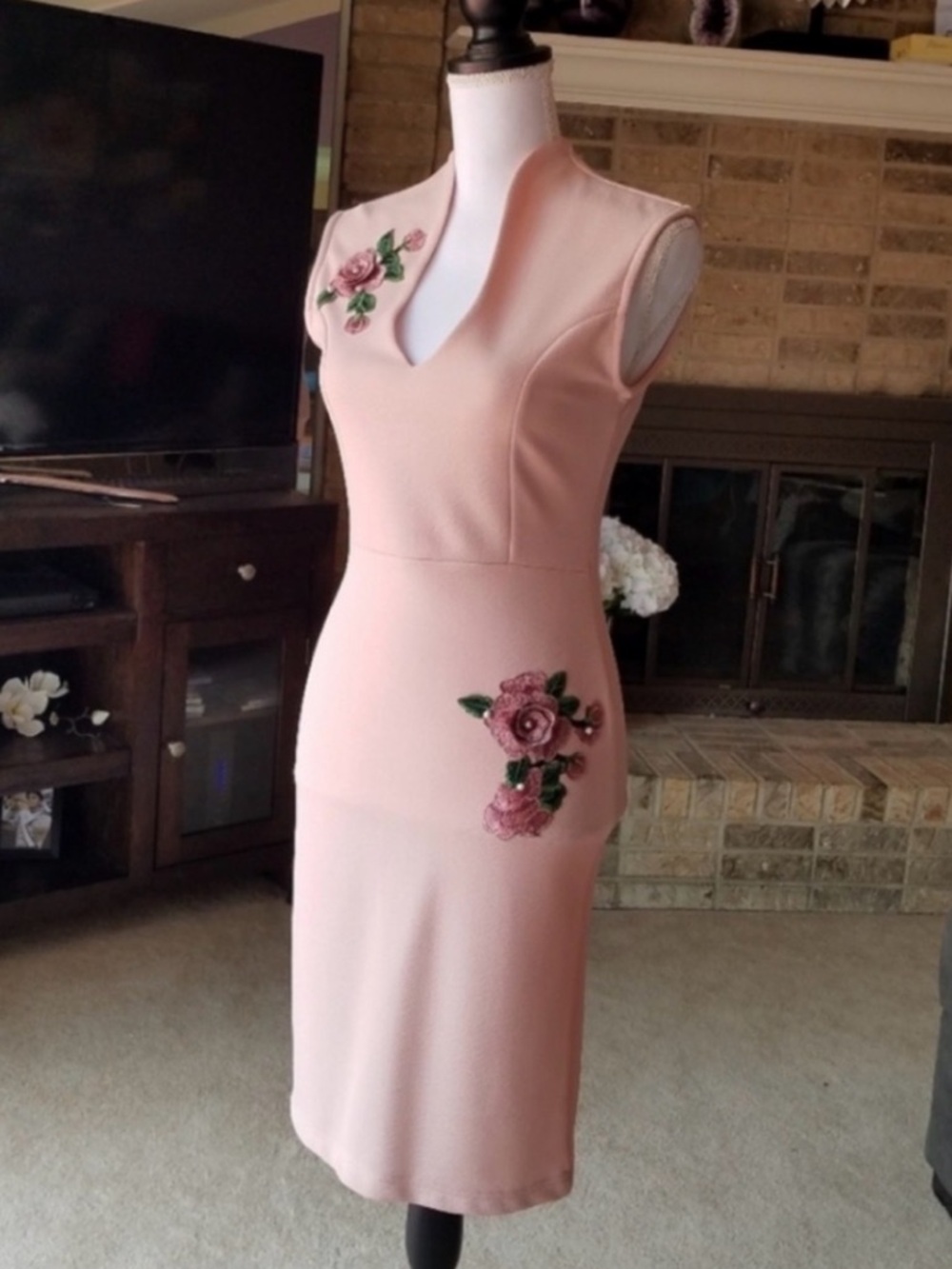 Almost Famous Blush Rose Applique Bodycon Midi Dress
